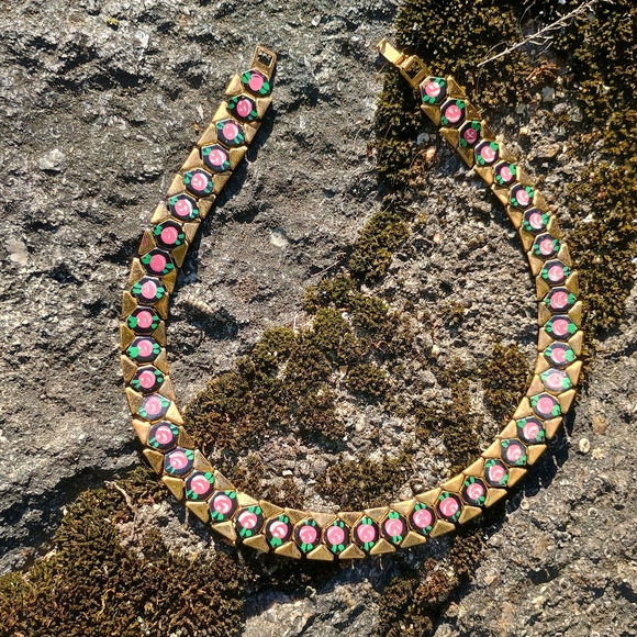 unmarked vintage Jewelry - Vintage, 1950s gold tone panel chain necklace w black enamel and hand-painted